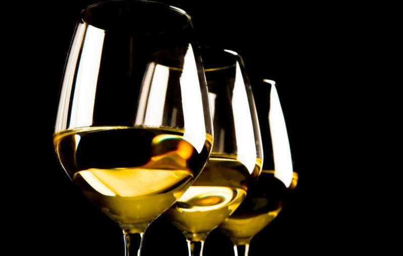 Удивительная польза белого вина
